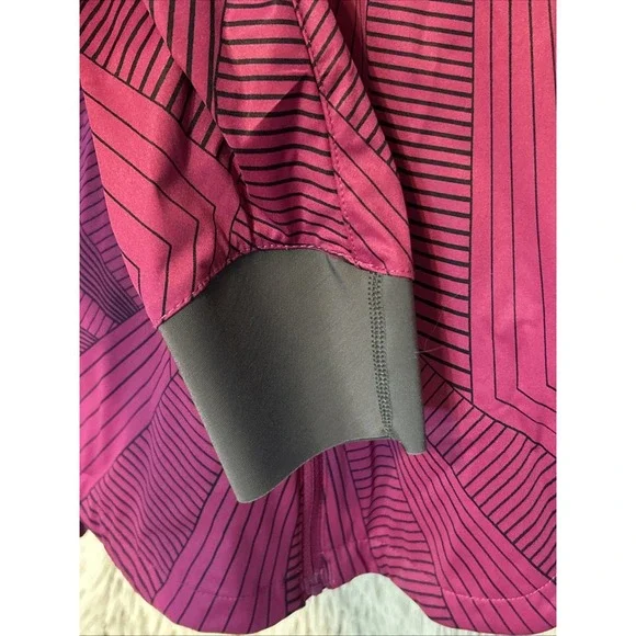 Brooks Run Happy Drift Shell Jacket Size Small Reflective Windbreaker‎ 220971 - Picture 4 of 12